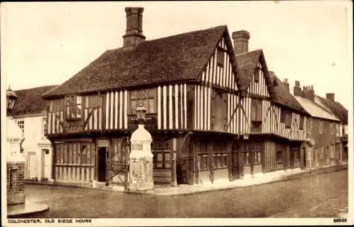 Ak Colchester Essex England,  Old Siege House,  Architektur, schwarz-weiß, 