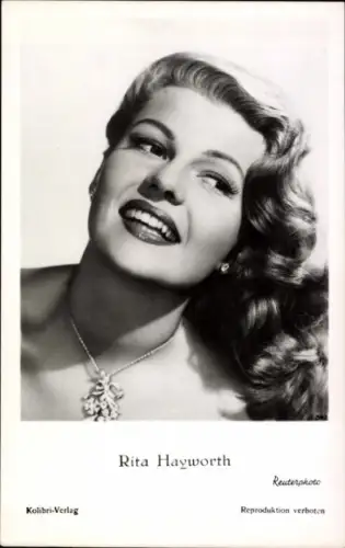 Ak Schauspielerin Rita Hayworth, Portrait, Schulterfrei, Halskette