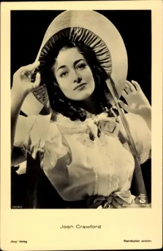 Ak Schauspielerin Joan Crawford, Portrait, Hut