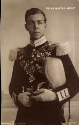Ak Prinz Gustav Adolf, Porträt in Uniform