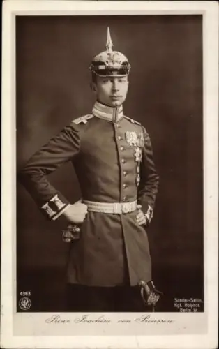 Ak Prinz Joachim von Preußen, Portrait in Uniform, Orden