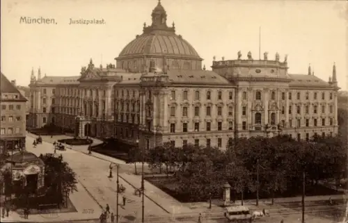Ak München, Justizpalast