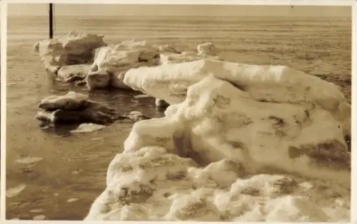 Foto Ak Nordseebad Norderney Ostfriesland, Eisschollen an der Küste