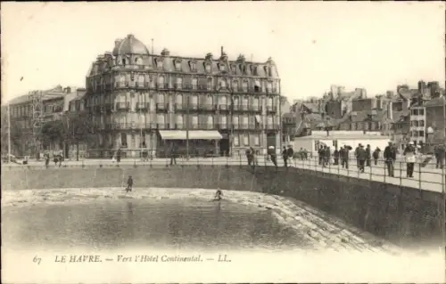 Ak Le Havre Seine Maritime,  Hotel Continental, Menschen am Wasser,  
