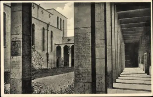Ak Frankfurt am Main, Gedächtnishof, Frauenfriedenskirche