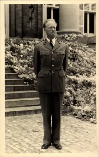 Ak König Leopold III. von Belgien, Portrait