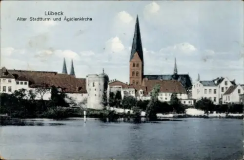 Ak Hansestadt Lübeck,  Alter Stadtturm, Ägidienkirche, Wasseransicht