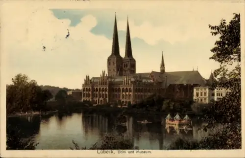 Ak Hansestadt Lübeck,  Dom und Museum, Wasseransicht, 