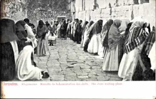 Ak Jerusalem Israel,  Klagemauer, Juden, Trauernde, Frauen, traditionelle Kleidung