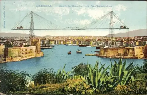 CPA Marseille Bouches du Rhône, Entrée du Vieux Port et le Pont Transbordeur
