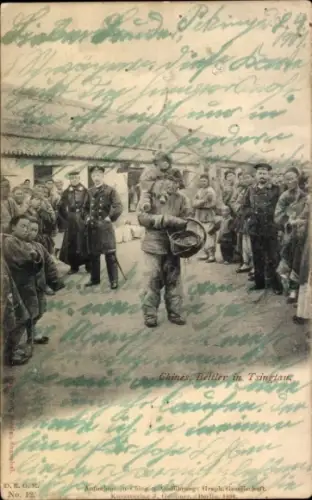 Ak Quingdao Tsingtau Kiautschou China, Bettler, Straße