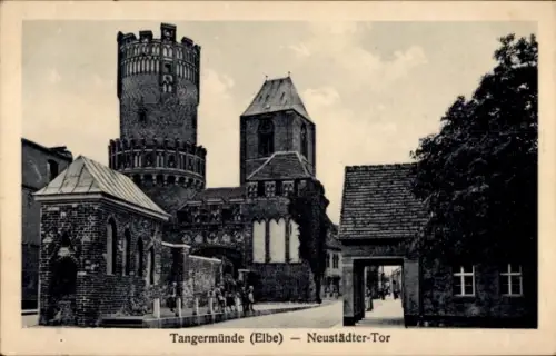 Ak Tangermünde an der Elbe, Neustädter-Tor