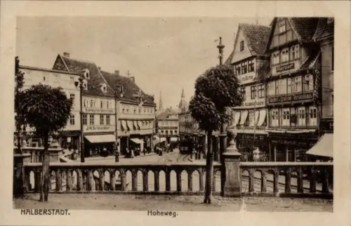 Ak Halberstadt, Hoheweg, Geschäftshäuser
