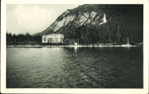 Ak Mondsee Oberösterreich, Waldhotel Kreuzstein,  Salzkammergut, Wasseransicht, Berge im Hintergr