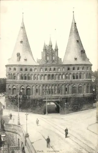 Ak Hansestadt Lübeck, Holstentor,   Architektur, schwarz-weiß