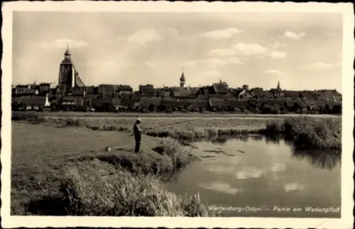 Ak Barczewo Wartenburg Ostpreußen, Stadtansicht, Angler am Wadangfluss