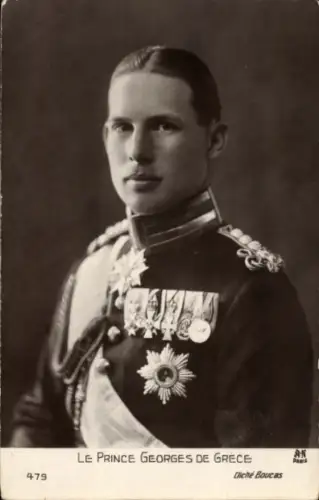 Ak Prinz Georg von Griechenland, Portrait in Uniform, Orden