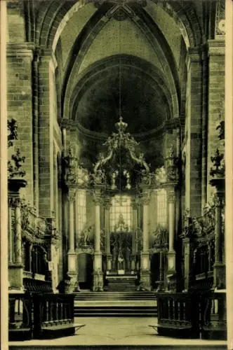 Ak Worms am Rhein, Innenansicht des Doms, Hochaltar, Kirchenbänke,  Architektur