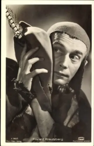 Foto Ak Schauspieler Harald Kreutzberg, Portrait, Filmszene