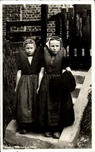 Ak Zeeland, Axelse Klederdrachten