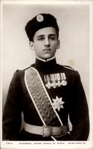 Ak Kronprinz Alexander von Serbien, Portrait in Uniform, Orden