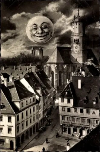 Ak Memmingen in Schwaben, Stadtansicht, Mond mit Gesicht, Kirchturm,  Architektur