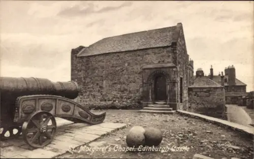 PC Edinburgh Scotland, St Margarets Chapel, canon