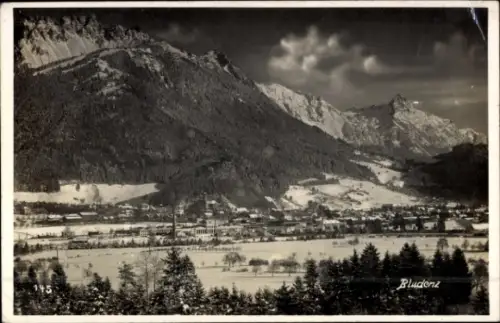 Ak Bludenz Vorarlberg, Berglandschaft,  verschneite Felder, 