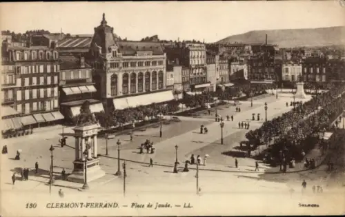 CPA Clermont Ferrand Puy de Dôme, Place de Jaude