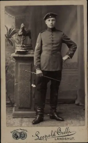 CdV Landshut in Niederbayern, Deutscher Soldat in Uniform