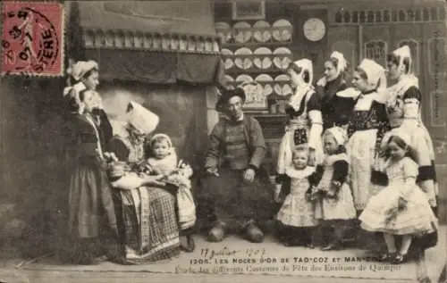 CPA Quimper, Les noces d'or de Tad-Coz et Man-Goz, Etude des différents Costumes de Fête