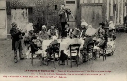 CPA A Travers la Normandie, Types et Coutumes anciens, Une Noce en pays d'Auge