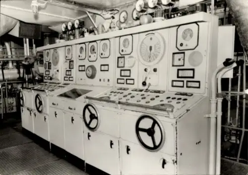 Ak Schmarl Rostock in Mecklenburg, Traditionsschiff Typ Frieden, Innenansicht, DSR