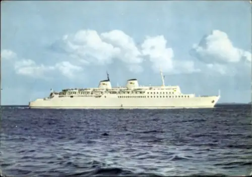 Ak Sassnitz auf Rügen, Jasmund, Kieler Bach, DDR-Großfähre  eine Woche unseres Urlaubs ist sch...