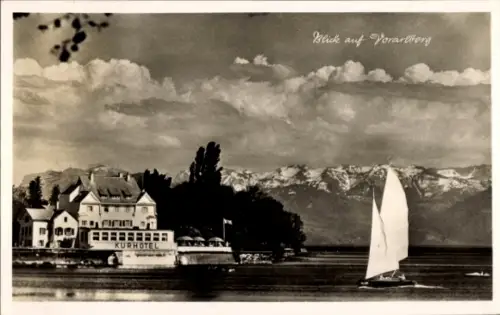 Ak Langenargen am Bodensee, Kurhotel, Blick auf Vorarlberg, Segelboot, Bodensee