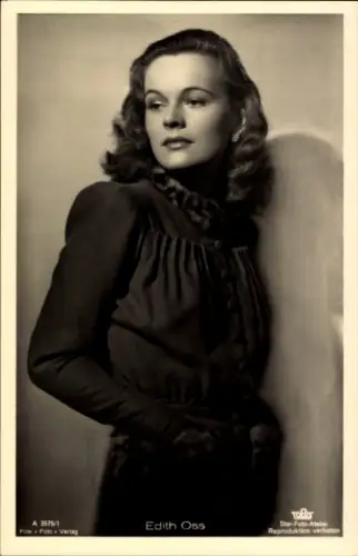 Ak Schauspielerin Edith Oss, Portrait
