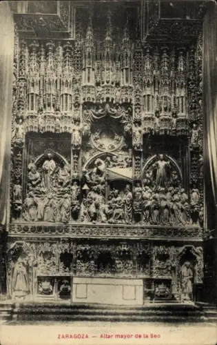 Ak Zaragoza Saragossa Aragonien,  Altar mayor de la Seo, religiöse Figuren, kunstvolle Schnitzere