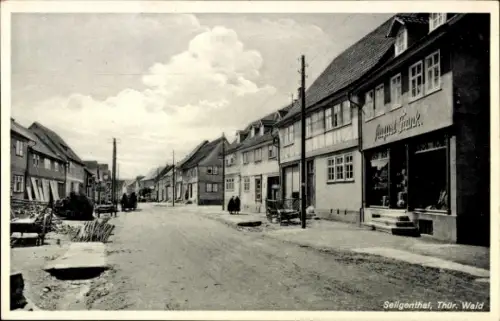 Ak Seligenthal Thüringer Wald, Straßenpartie, Geschäft August Frank