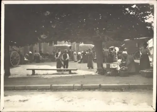 Foto Aillant sur Tholon Yonne, Markt