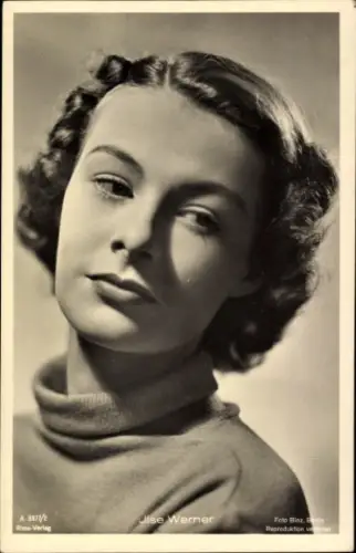 Ak Schauspielerin Ilse Werner, Portrait