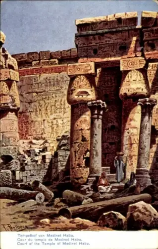 Ak Medînet Hâbu Theben West Ägypten, Tempelhof von  Ruinen, Säulen, Hieroglyphen, Menschen