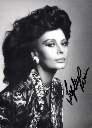 Autogrammkarte Schauspielerin Sophia Loren, Portrait, Autogramm