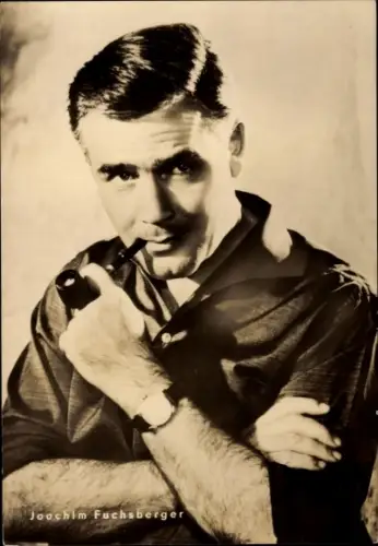 Ak SchauspielerJoachim Fuchsberger, Portrait, Pfeife
