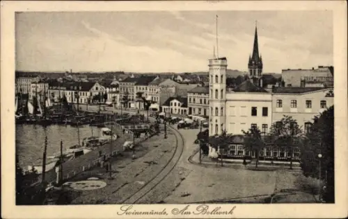 Ak Świnoujście Swinemünde Pommern,  Am Bollwerk, Hafenansicht, Schiffe, Gebäude