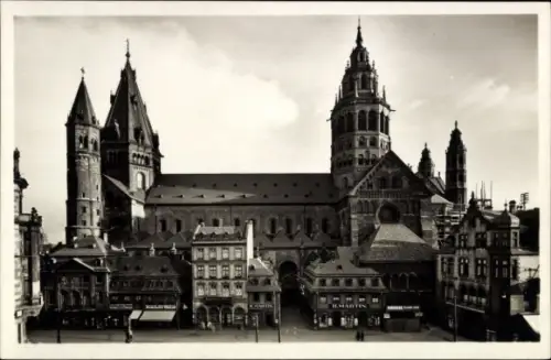 Ak Mainz am Rhein, Dom, Nordseite, Aufnahme von Rolf Kellner, J. Velten Verlag