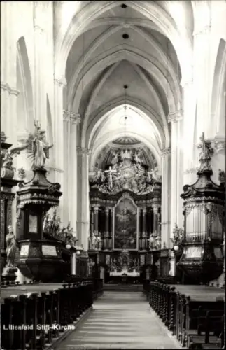 Ak Lilienfeld in Niederösterreich, Innenansicht der Stift-Kirche, hohe Decken, Altäre, Orgeln