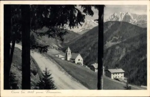 Ak Brixen Bressanone Südtirol, Berglandschaft, Kirche, Häuser, Straße, Bäume