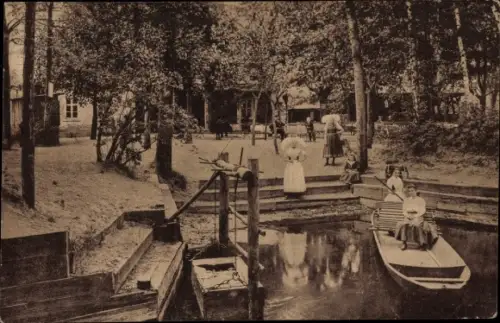 Ak Burg im Spreewald, Gasthaus zur Bleiche, Kahn