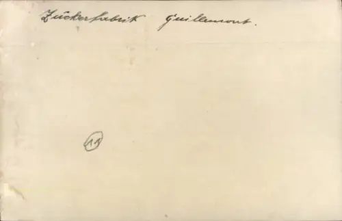 Foto Ak Guillemont Somme, Zuckerfabrik, Kriegszerstörung I. WK