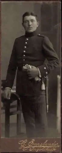 CdV Ingolstadt an der Donau Oberbayern, Deutscher Soldat in Uniform